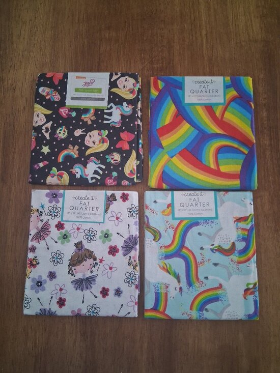 Create It! Other - Lot of 4 Create It! Fat Quarter Fabric Bundles